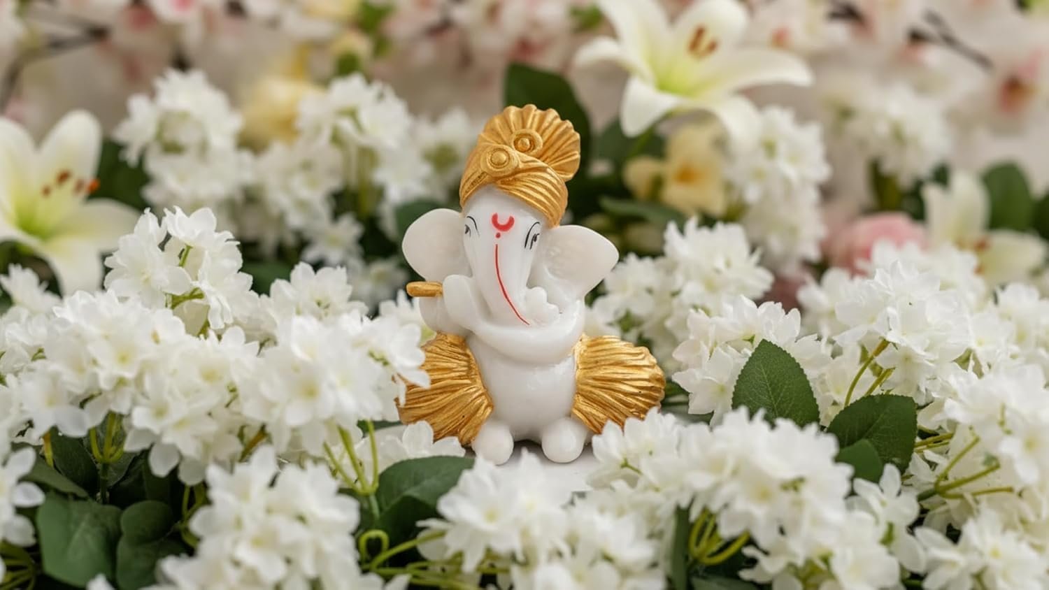 Traditional Hand Painted Lord Ganesha Idol in Marble Dust – Premium White & Gold Idol | Small Ganpati Murti for Car Dashboard, Desk, Pooja & Decor (White & Gold, 6 CM)